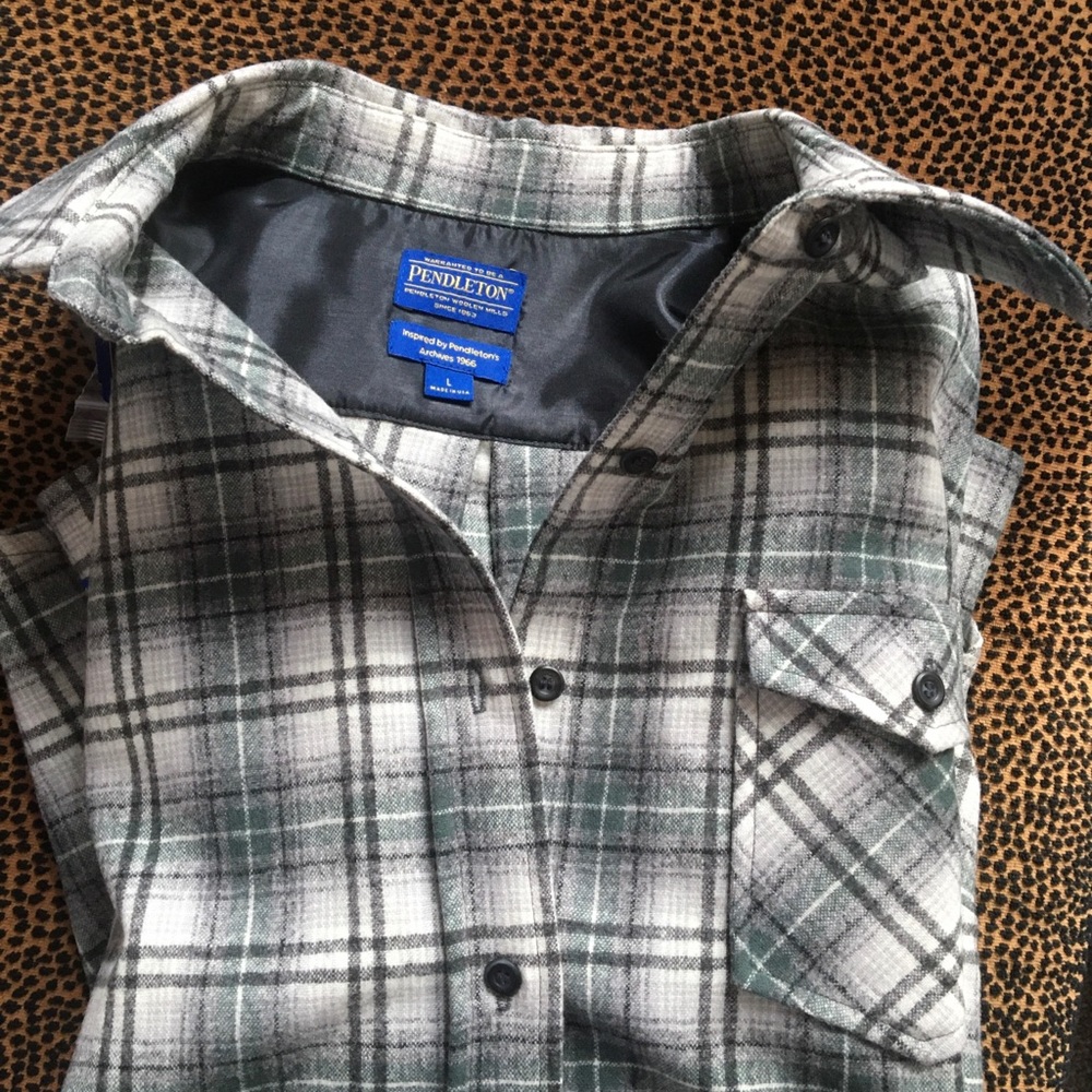 Brand new with tags! Wool Pendleton shirt-jacket! - Picture 3 of 12